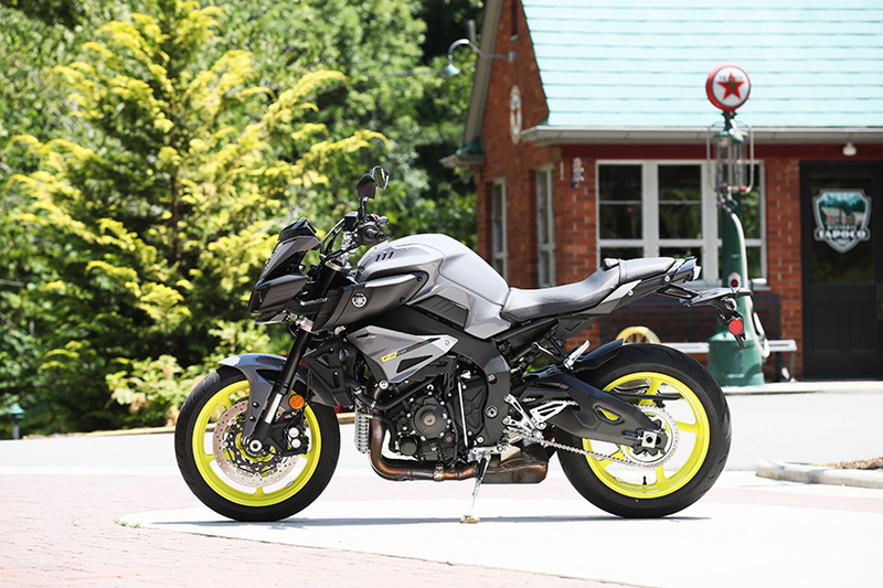 Illustration for article titled The Yamaha FZ-10 Is The Badass Superbike You Can Actually Live With